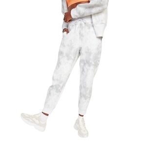 {Old Navy} "Dynamic Fleece Jogger in White Print" High Waist Relaxed Pants